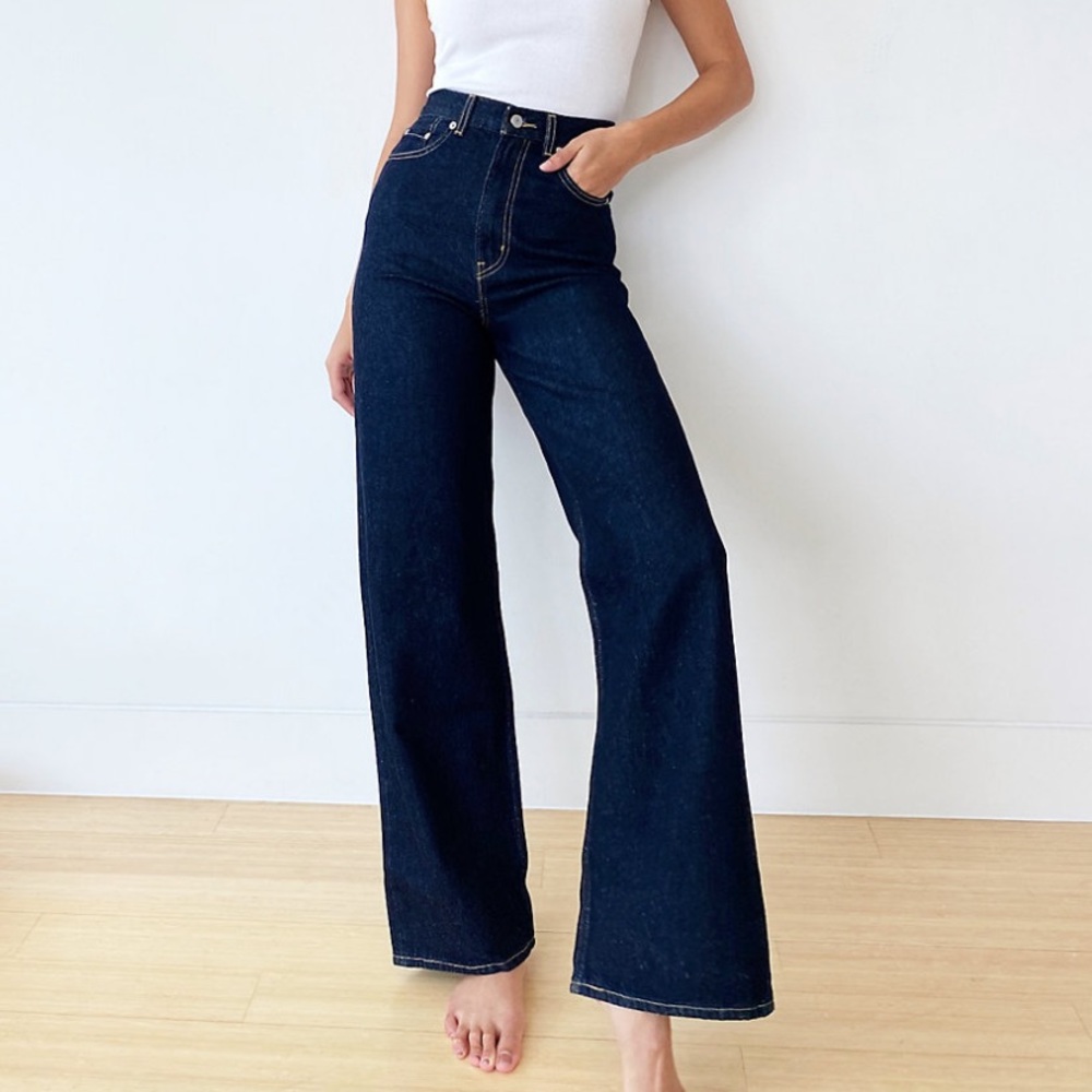 NWT Levi’s Premium High Loose Denim Jeans Size 30